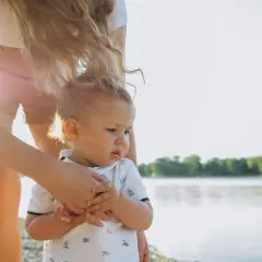 Wakacje z rocznym dzieckiem w Polsce: Jak wybrać idealne miejsce?