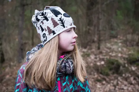 Czapka dla dziecka: Jaki materiał wybrać? Poradnik szycia.