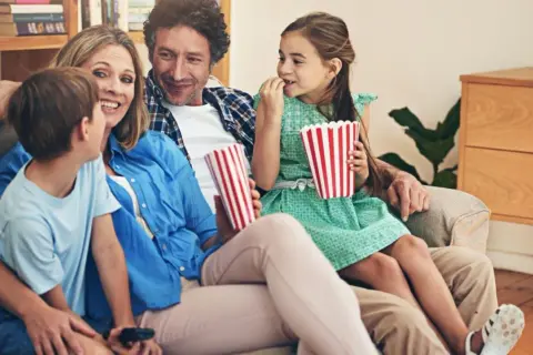 Filmy dla dzieci i rodziców: TOP rekomendacje i gdzie obejrzeć