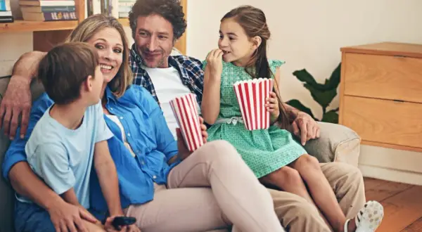 Filmy dla dzieci i rodziców: TOP rekomendacje i gdzie obejrzeć