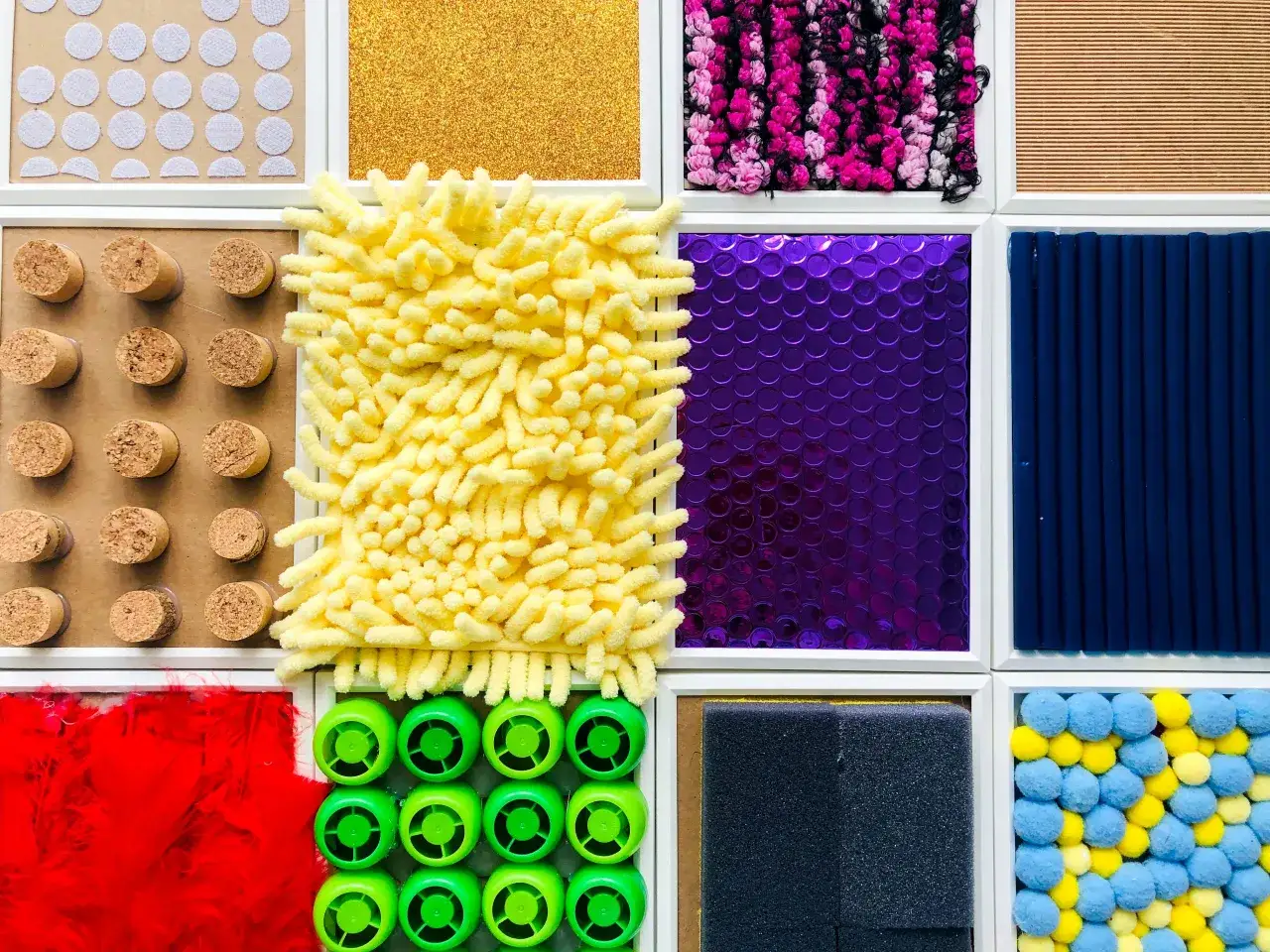 Materiały do stworzenia ścieżki sensorycznej DIY